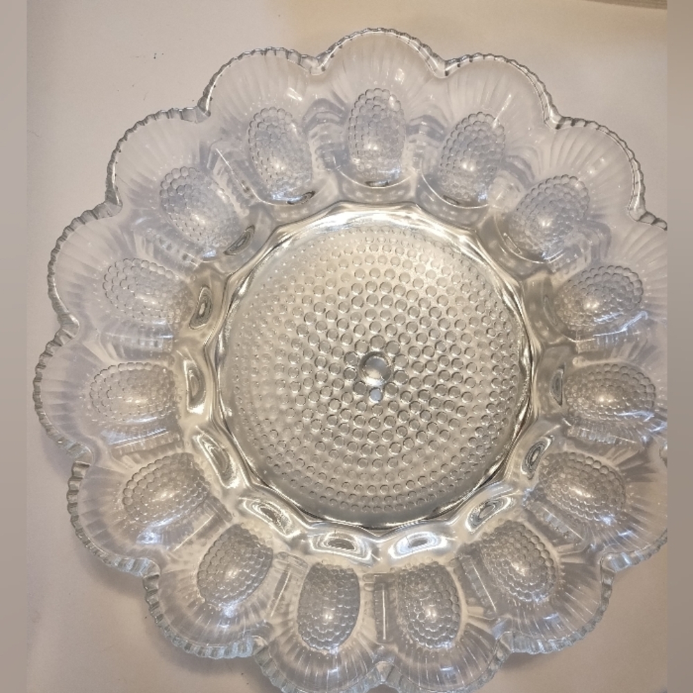 Vintage Indiana Glass Deviled Egg Plate Sparkling Hobnail Design **Holds 15 Eggs